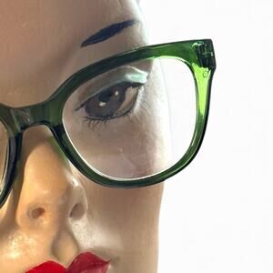 Betsey Johnson +2.00 Readers Reading Glasses Green Rounded Square